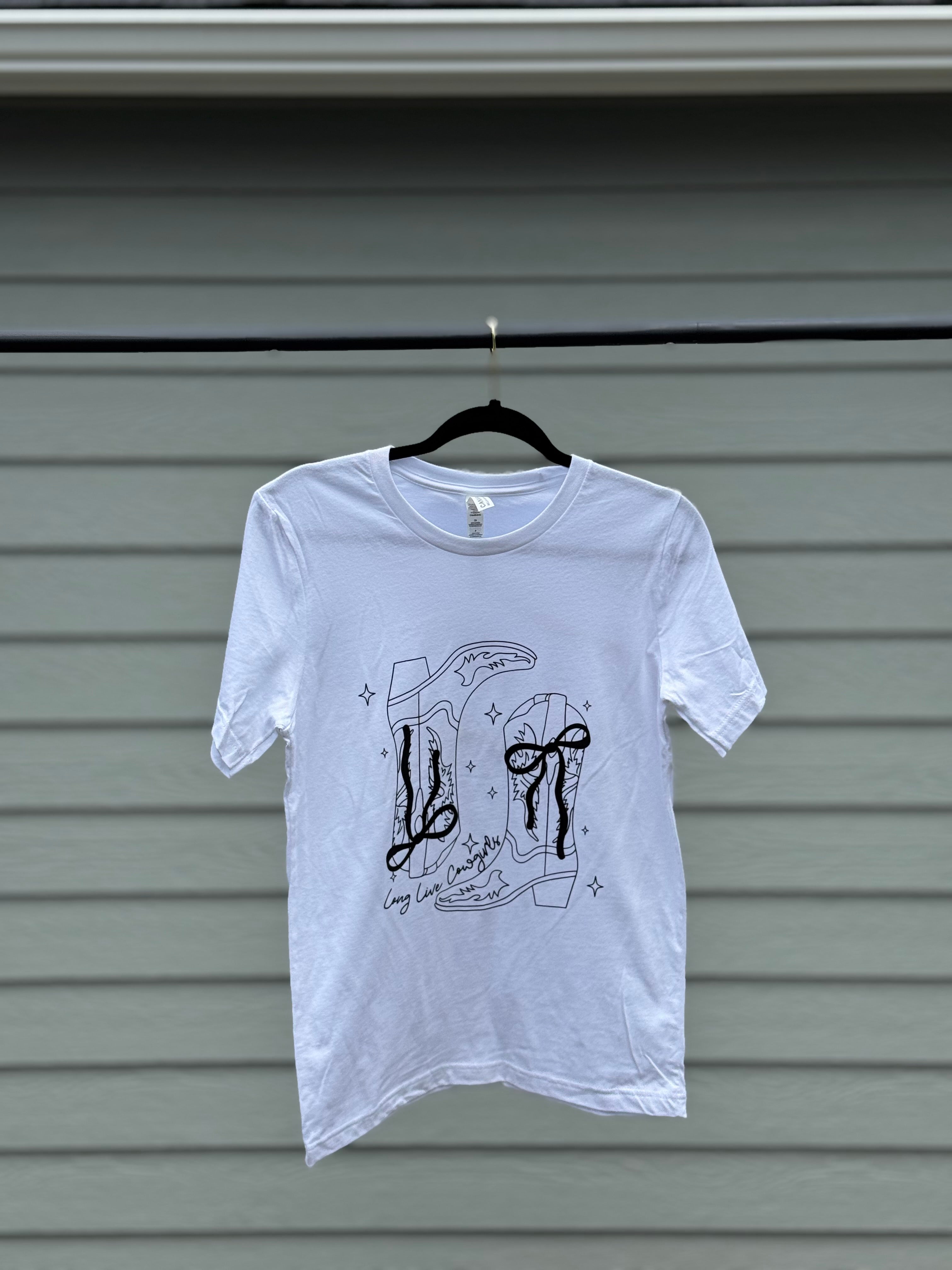 Long Live Cowgirls - Graphic Tee