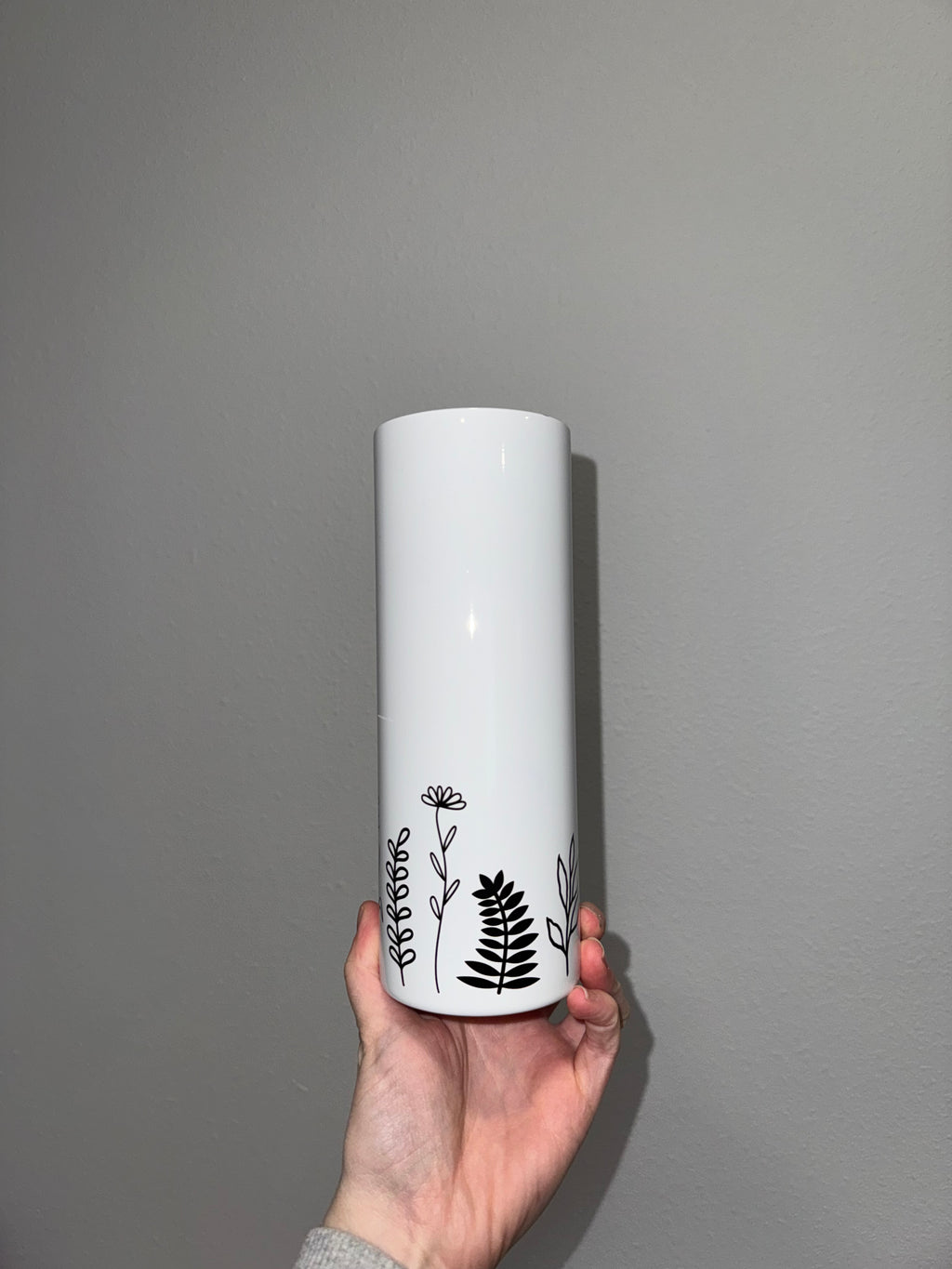 B&W Wildflowers - Insulated Tumbler