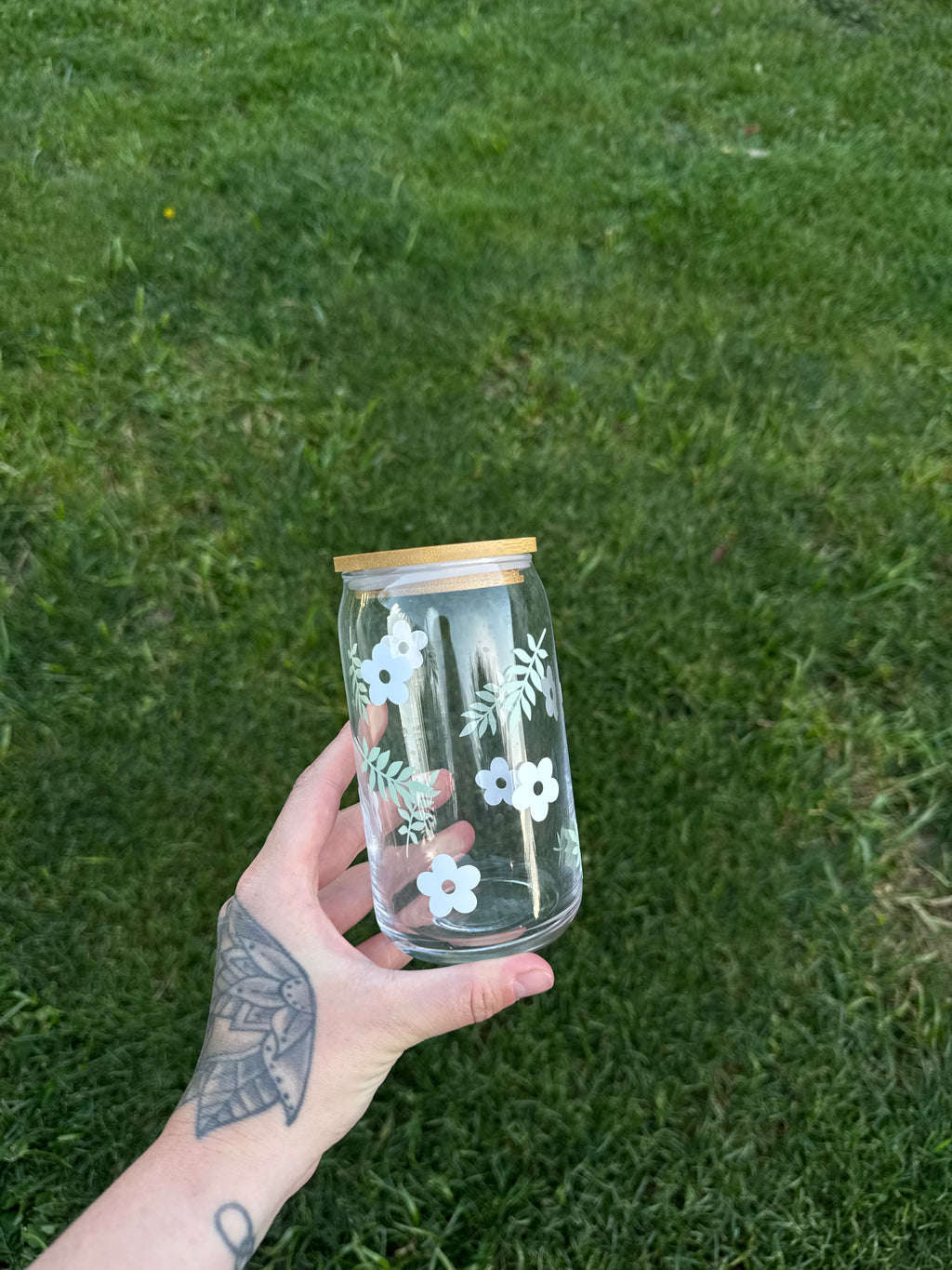 Leaves & Flowers - Glass Tumbler