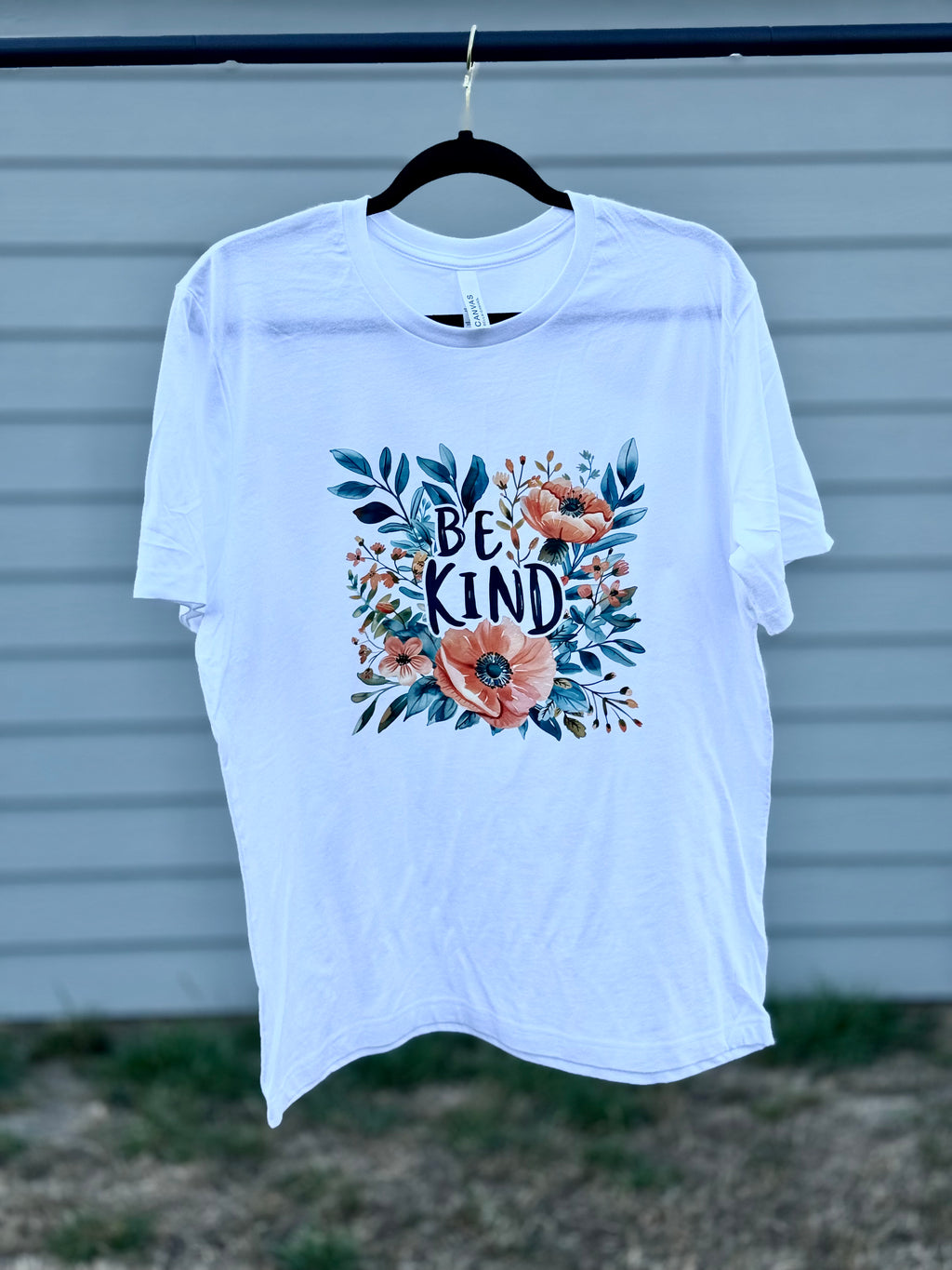 Be Kind - Graphic Tee
